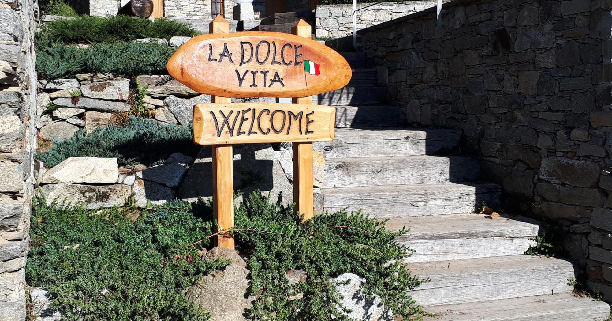 La Dolce Vita Chalet Massino Visconti Εξωτερικό φωτογραφία